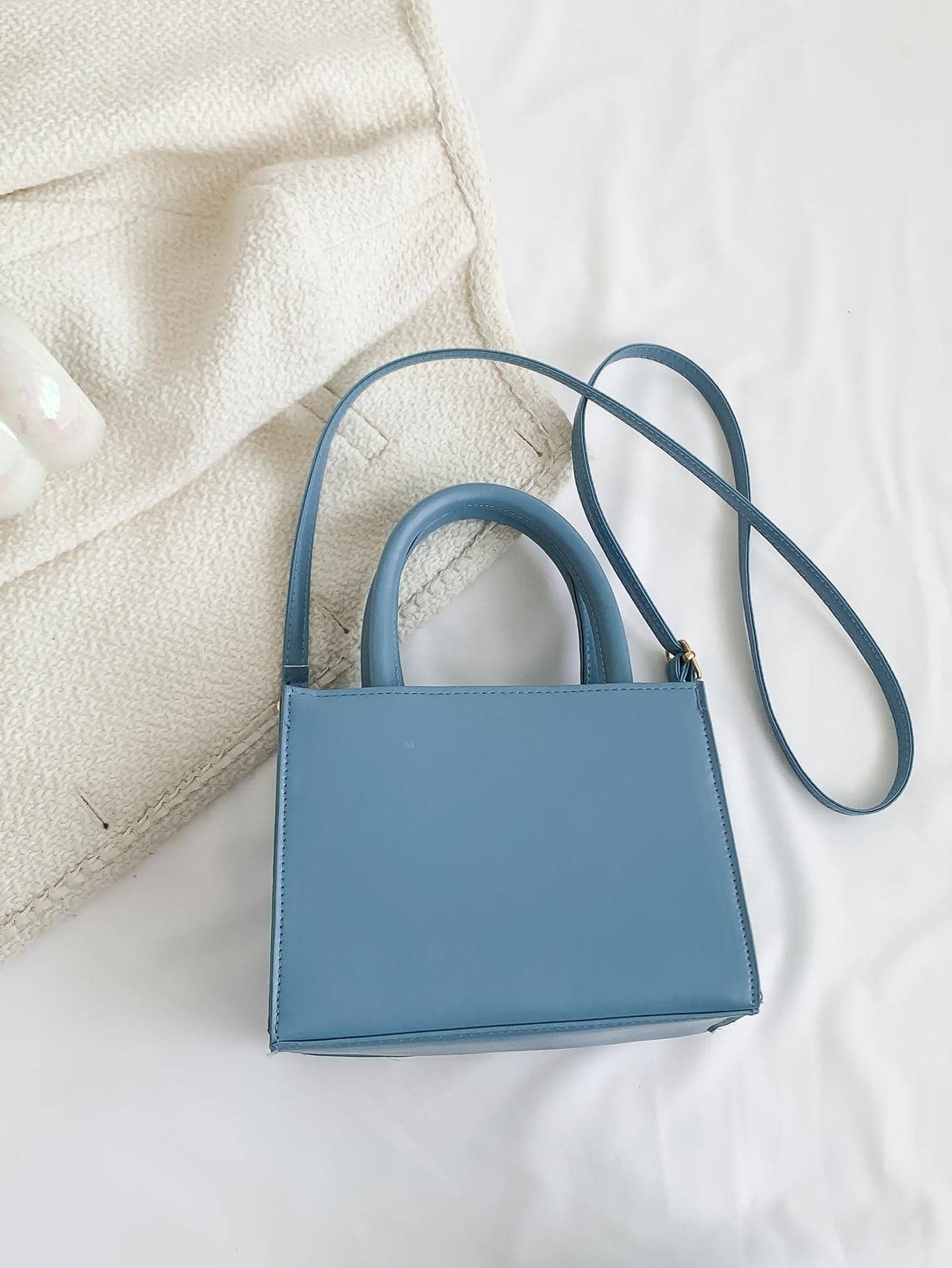 Effen Blauwe Denim Handtas | Tote Bag | Mini vierkante crossbodytas met draagriem