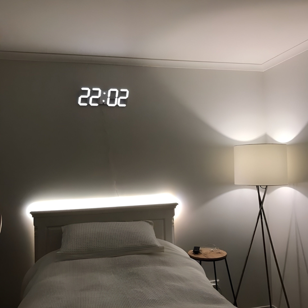 Nyvox | Futuristische LED Wandklok met 3D Technologie | Moderne Digitale Tijdsweergave voor Woonkamer en Kantoor | Eenvoudige Bediening | Stijlvolle Muurdecoratie | Minimalistisch Design | Display Digitaal