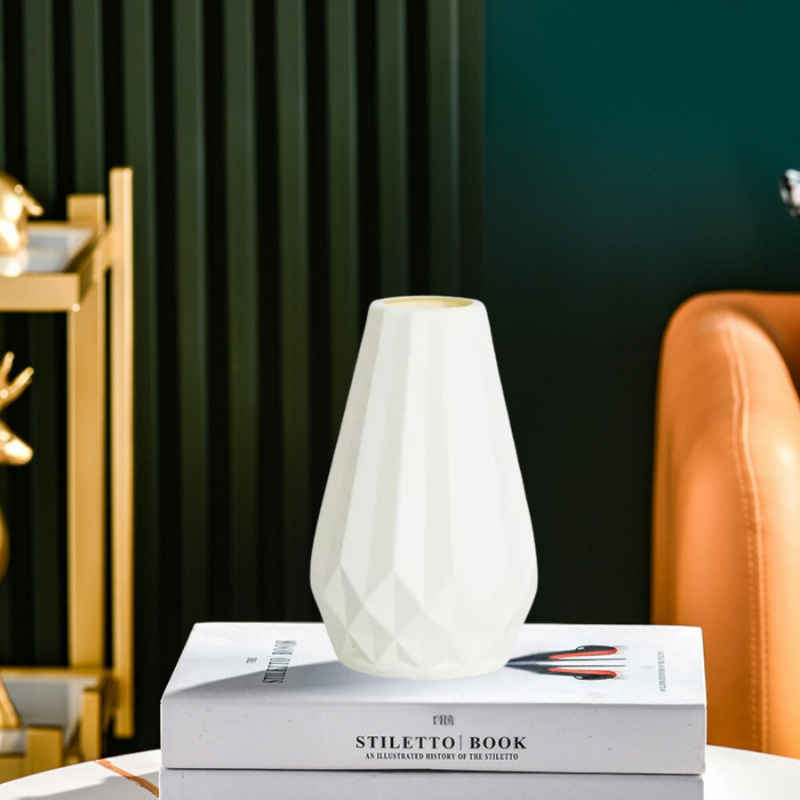 Scandinavische Keramische Vaas – Minimalistische Stijl voor een Modern Interieur