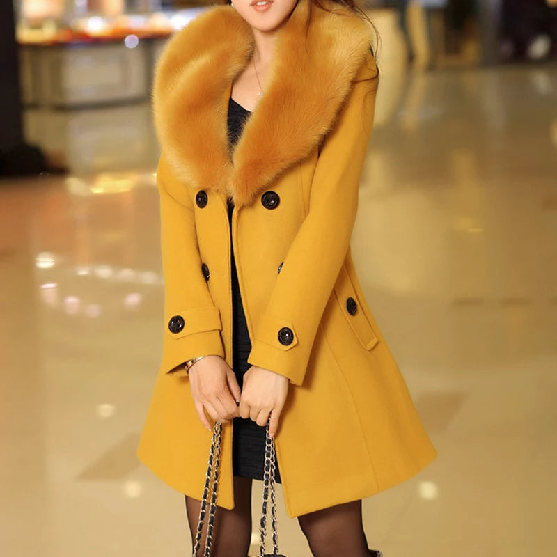 Elegant Fur Coat | White - Fashionable and Warm