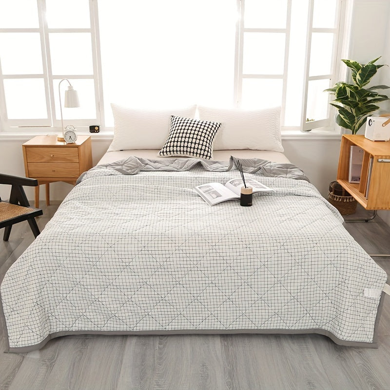 Preppy Style Plaid Summer Quilt | Lightweight quilted bedspread - Suitable for all seasons