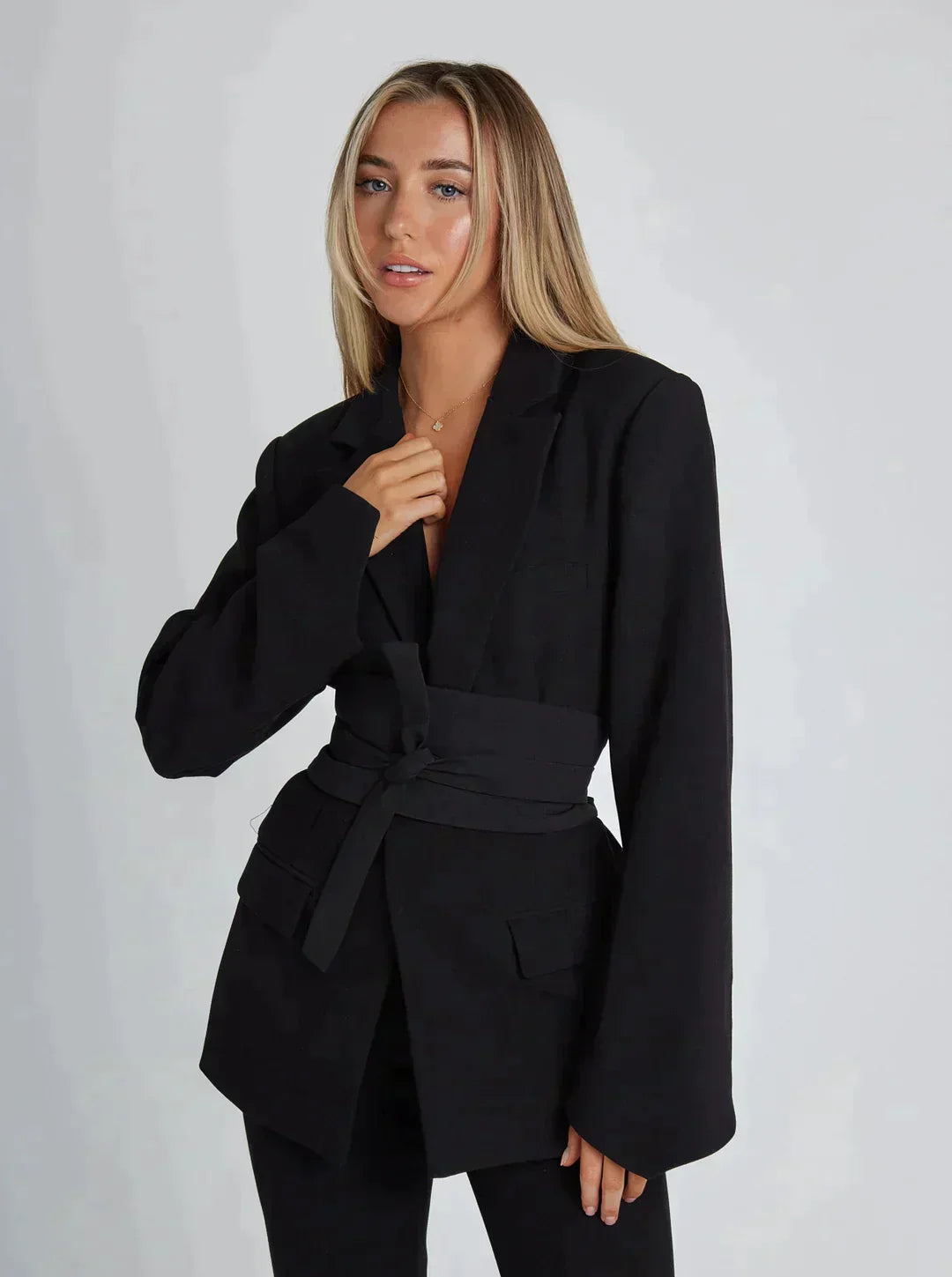 Women's Blazer - Fitted - Perfect for Formal Occasions