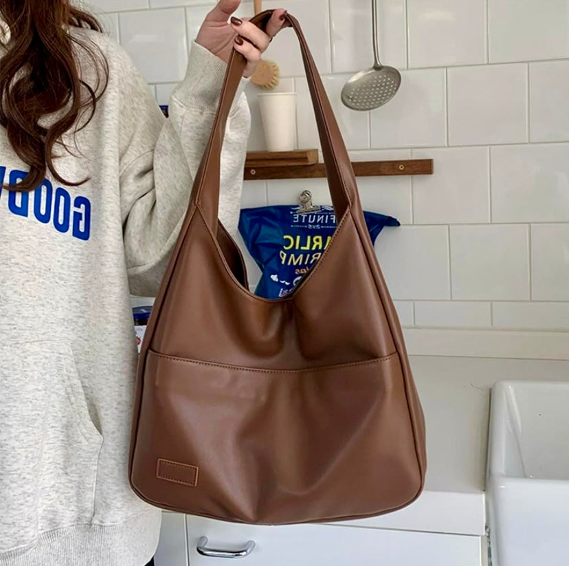 Ladies shoulder bag