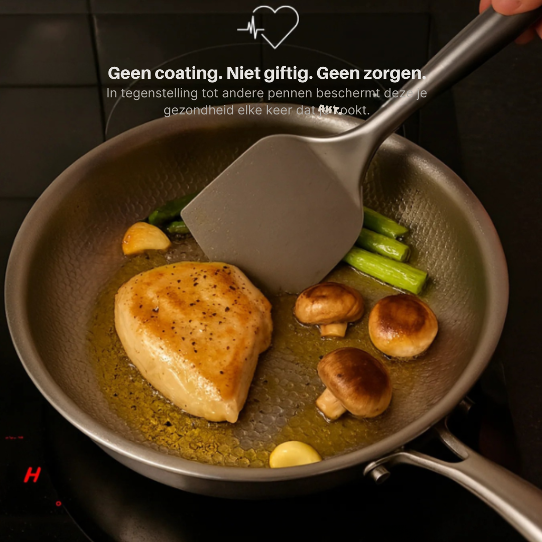 Titanium Pannenset – Pan, Keukengerei & Snijplank | Duurzame Keuken Essentials