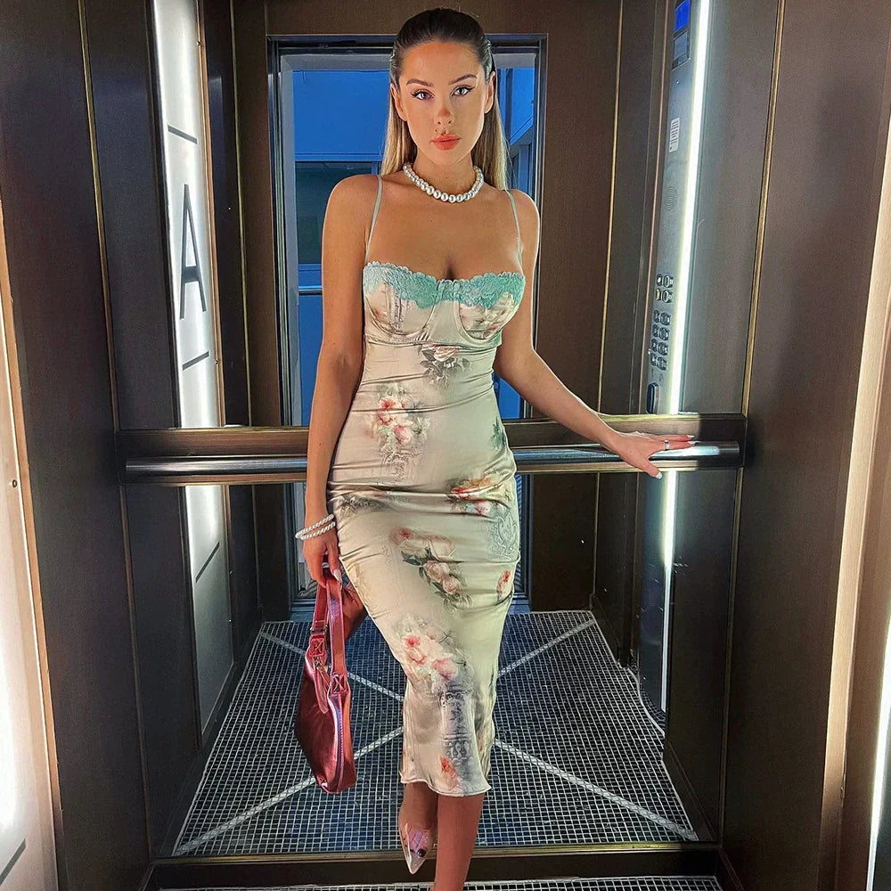 Satin Midi Dress met Floral Print en Hart Decolleté