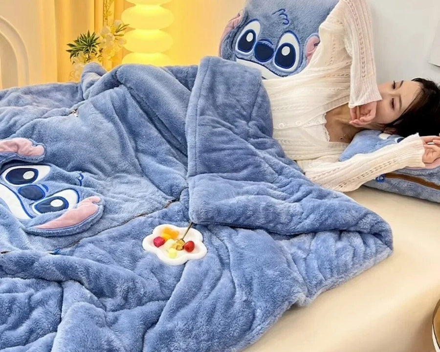 CozyCush: Verander je comfort met onze deken- en kussenset