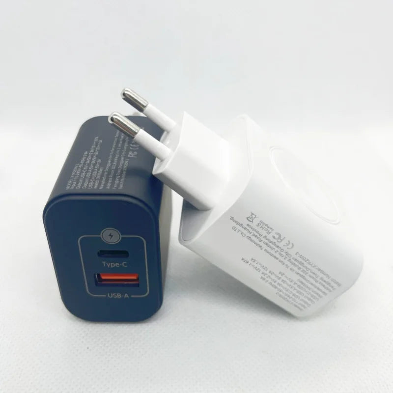 PowerTrio | 3-in-1 draadloze oplader | 3-in-1 Draadloze Oplader voor iPhone Apple Watch – PD20W Snellader met USB-C en USB-A Poort, Compact Reis Oplaadstation