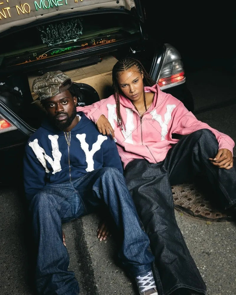 Bold Statement Hoodie | Losse Pasvorm | Grote Teksten - Luid en Trots, Straatwijs