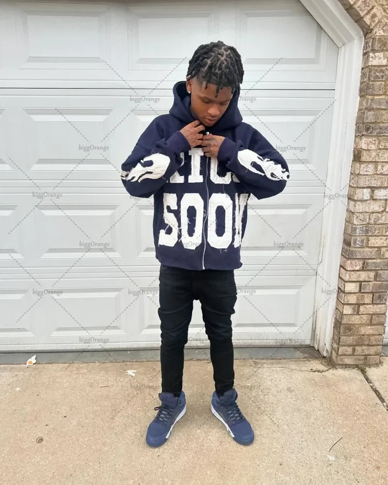 Bold Statement Hoodie | Losse Pasvorm | Grote Teksten - Luid en Trots, Straatwijs