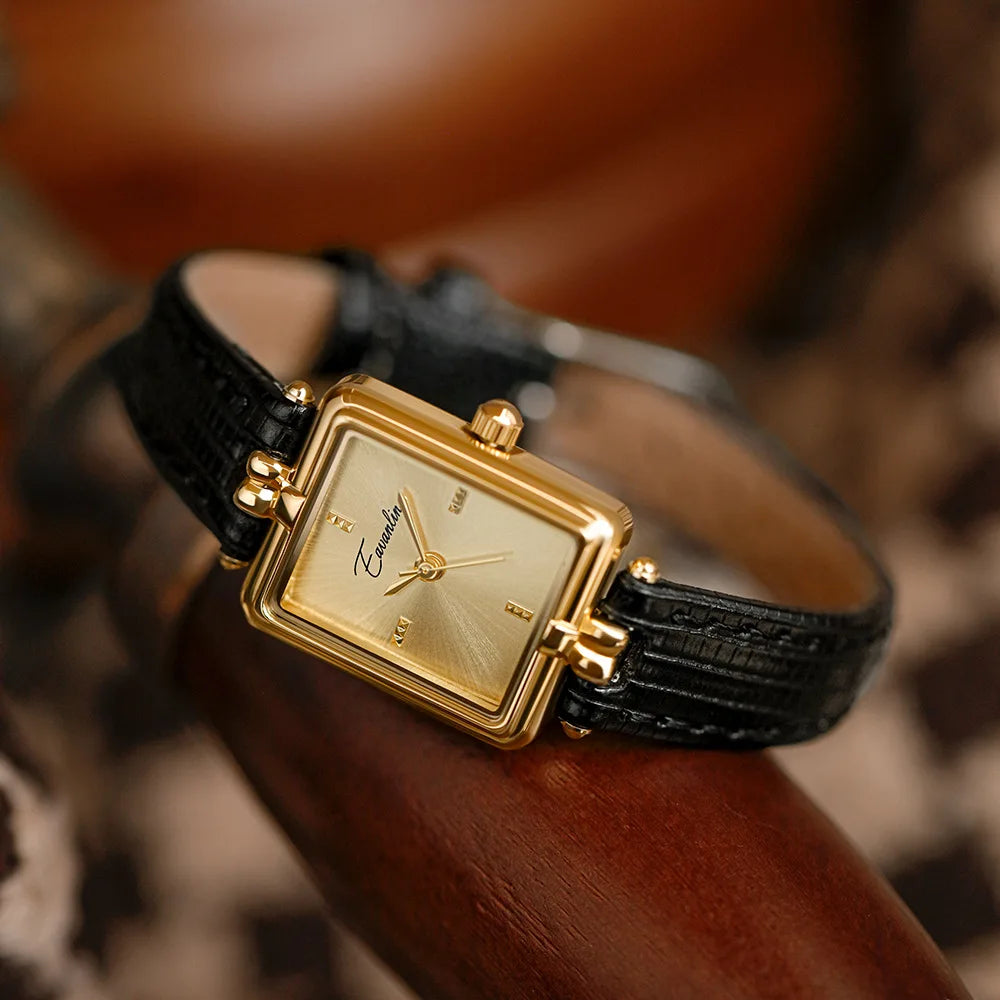 Sienna - Elegante quartz horloge met gouden wijzerplaat