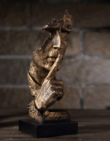 Abstracte Gouden Sculptuur "NordicLijn" – Moderne Scandinavische Decoratie