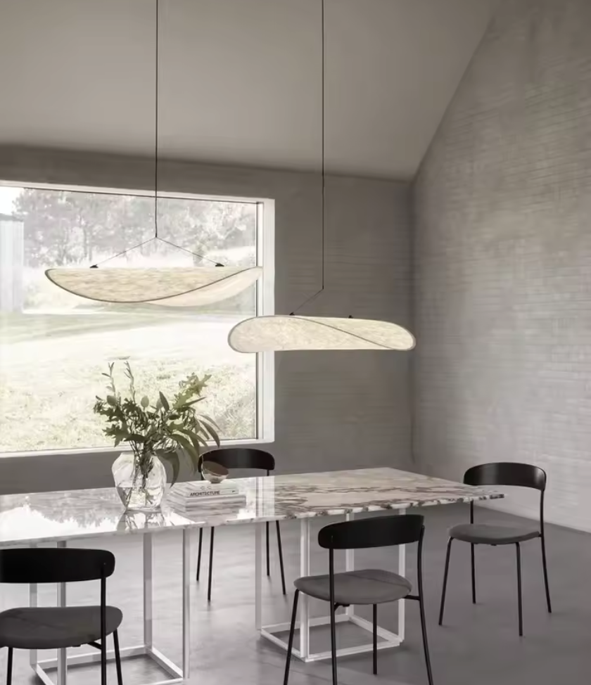 Japandi Stijl Lamp | Luxe Zijden Stoffen | Zachte Warme Gloed | Elegante Moderne Uitstraling | Milieuvriendelijk en Duurzaam | Geschikt voor Woonkamer, Slaapkamer, Eetkamer, Keuken | Vervangbare LED-verlichting