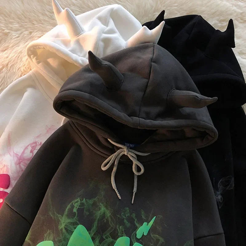 Bold Statement Hoodie | Losse Pasvorm | Grote Teksten - Luid en Trots, Straatwijs