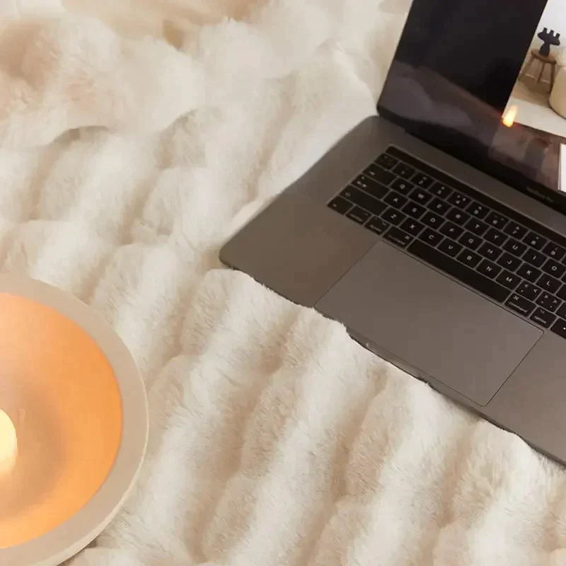 Snuggie Luxury Blanket | High quality luxury blanket - Soft and warm for maximum comfort