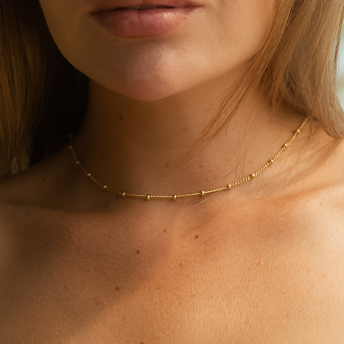 La Fleur Classique | Drie-dimensionale Hanger Ketting Met Rechte Lijnen | Modern en Tijdloos Ontwerp