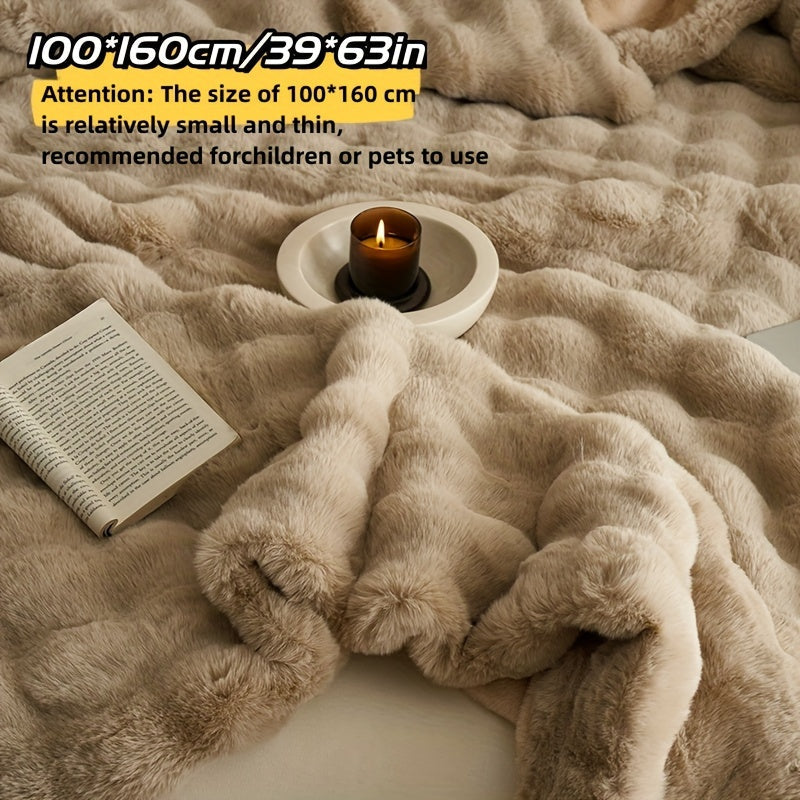 Double-sided Faux Rabbit Fleece Blanket | Soft Warm Blanket - Multifunctional for Bedroom, Sofa and Travel - For All Seasons