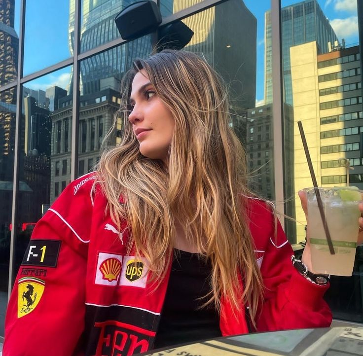 Mia | Vintage Ferrari racerjack in duurzame materialen