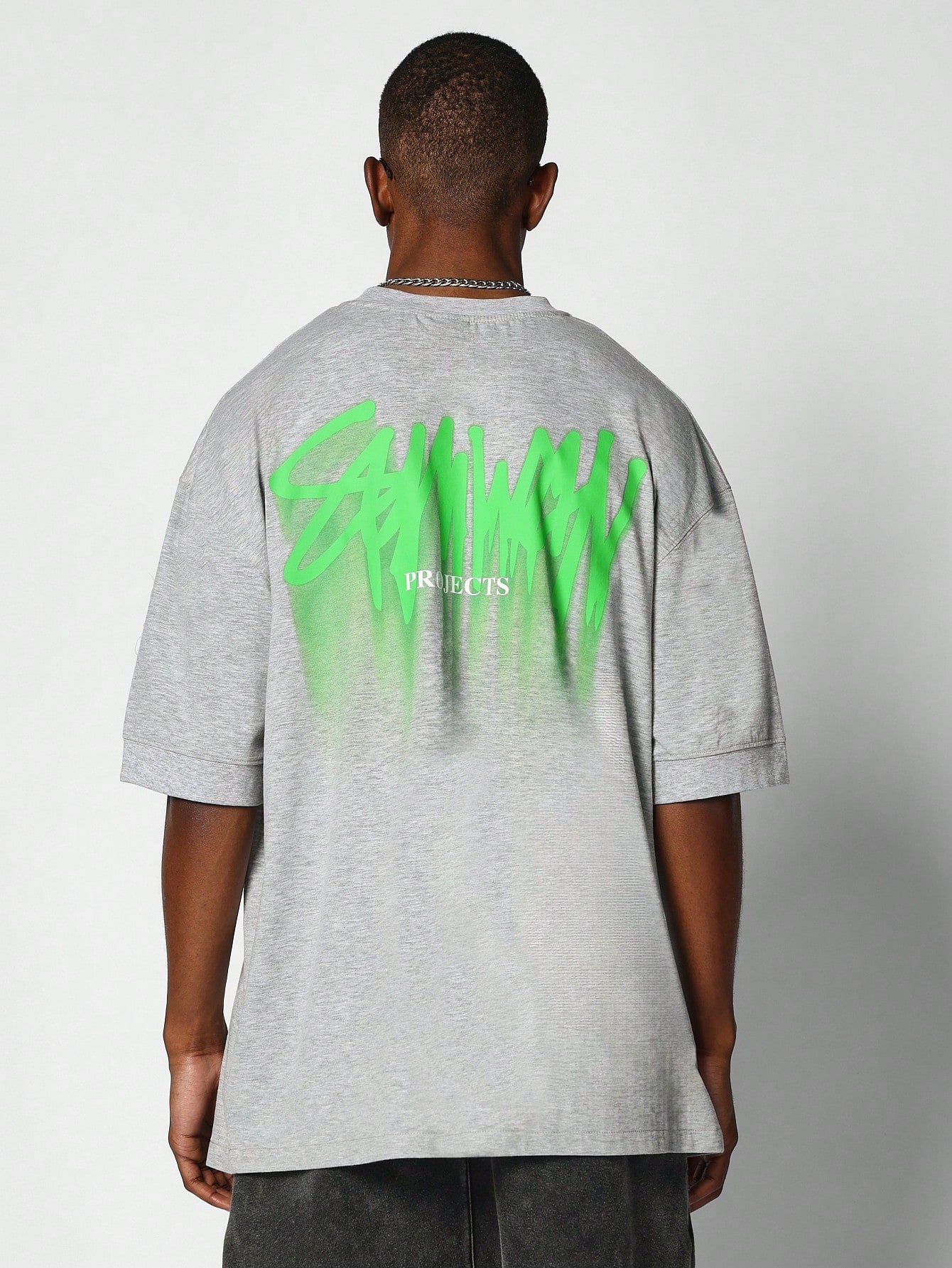 SUMWON Oversized Graffiti T-shirt | T-shirt | Casual herenshirt met kunstzinnige print