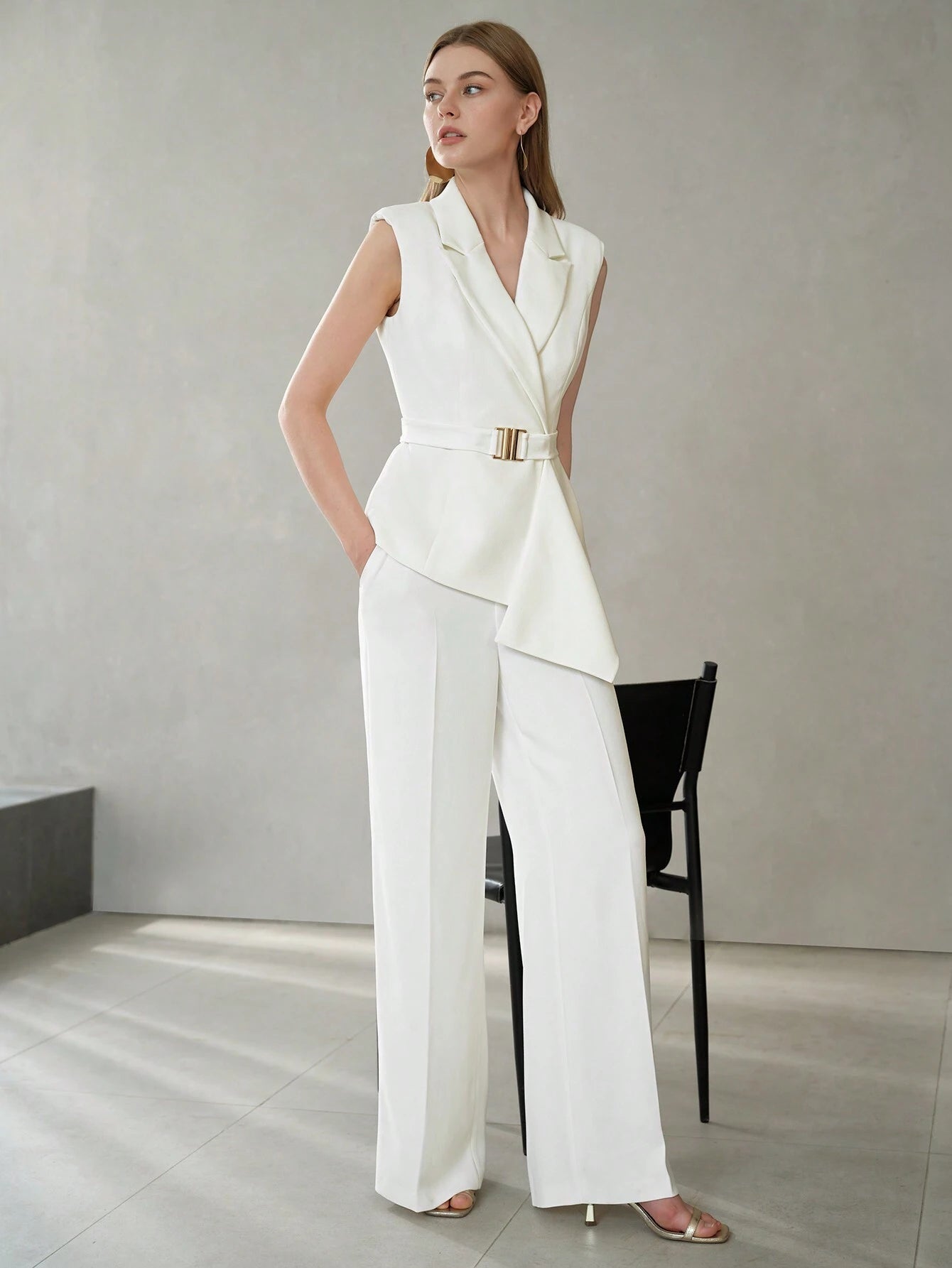 Asymmetrische Blazer met Riem | Damespakken | Stijlvolle Tweedelige Pak voor Zakelijke Gelegenheden