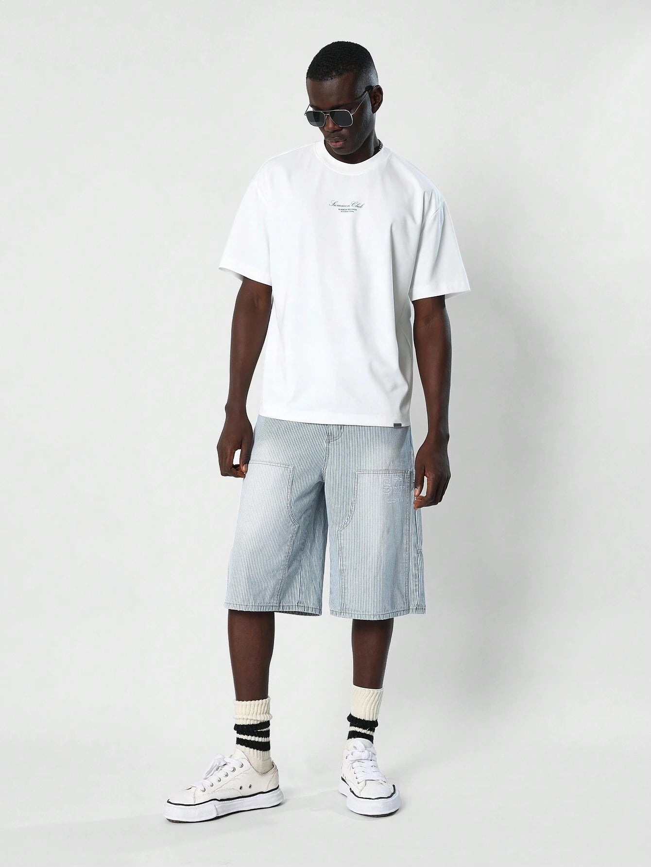 SUMWON Regular Fit T-shirt Voor/Achter Print | T-shirt | Korte mouwen met dubbele grafische opdruk