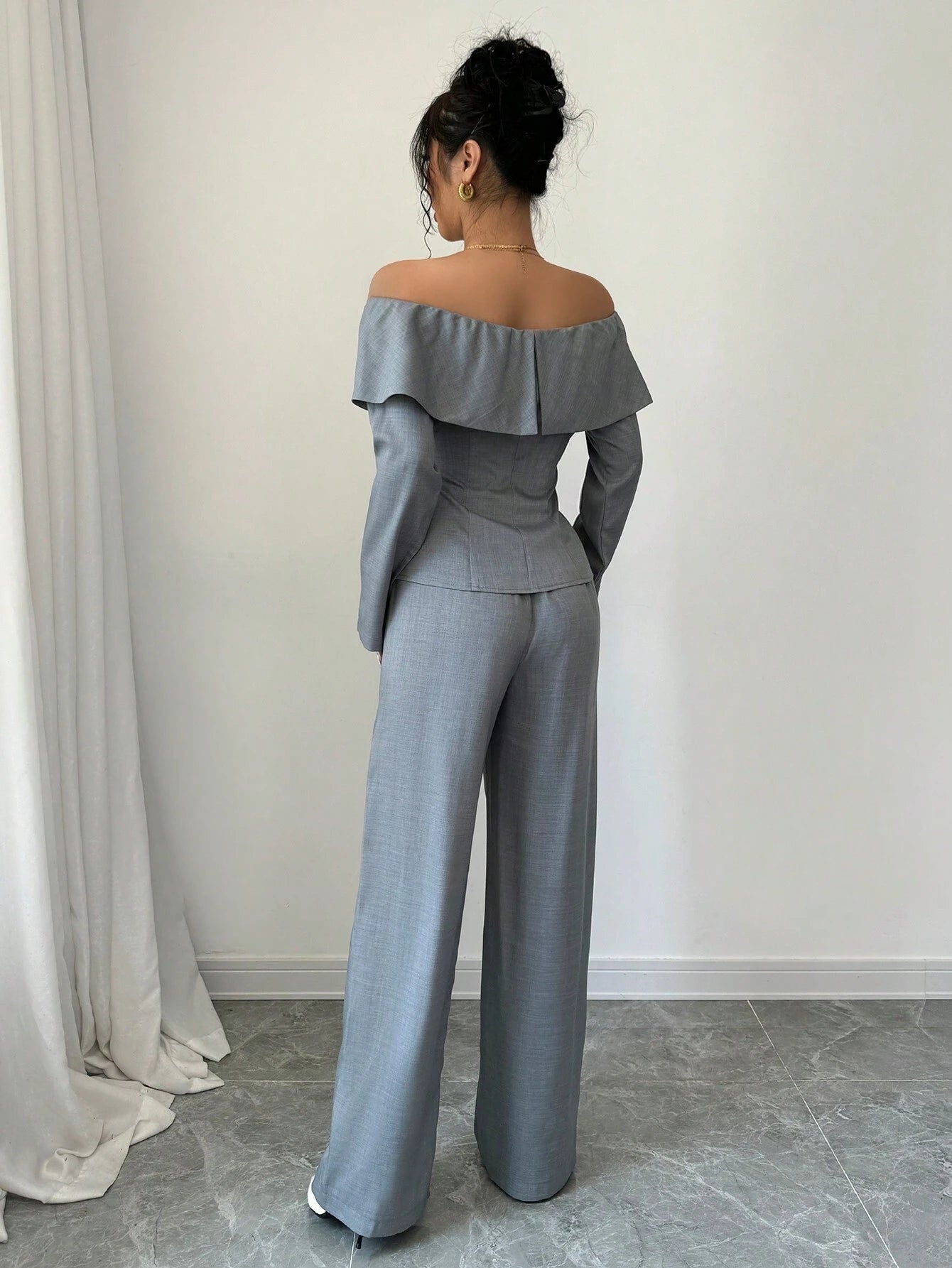 Chique Grijze 2-delige Outfit | Dames Outfit | Moderne Zakelijke en Casual Dracht