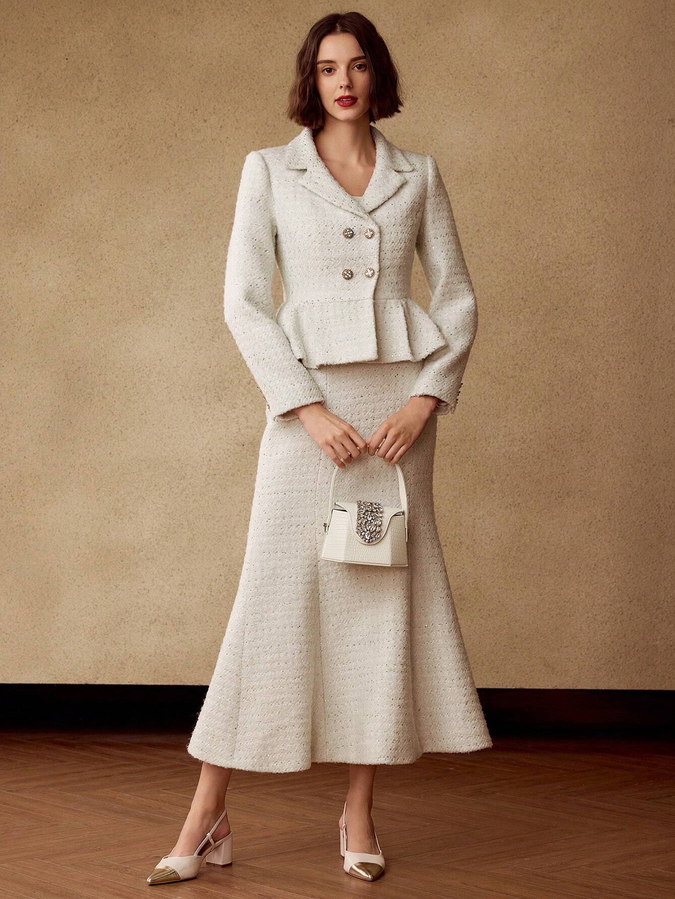 Elegante Tweedelige Set met Parel Details | Damespakken | Luxueuze en Stijlvolle Outfit voor Speciale Gelegenheden