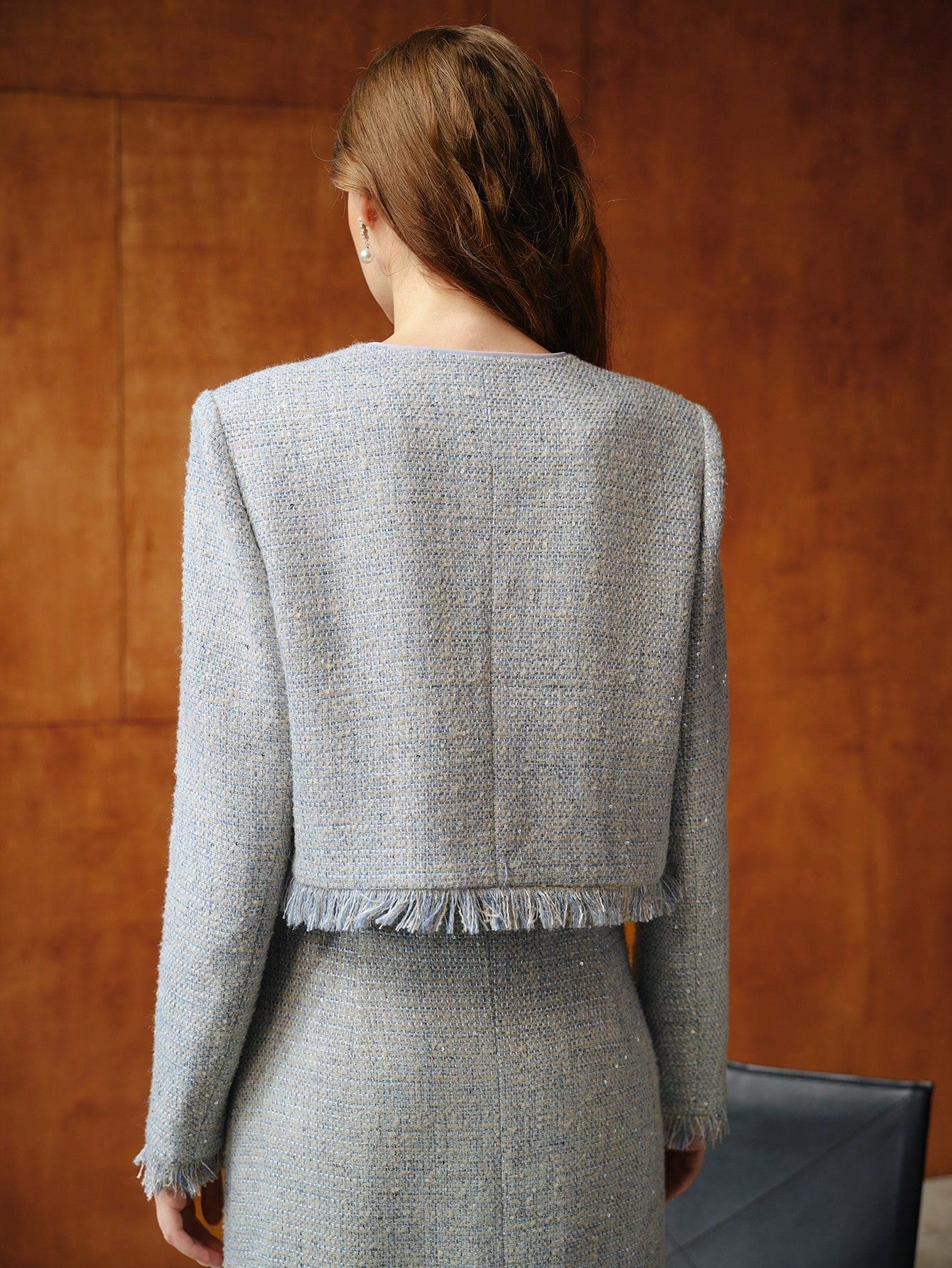 Lichtblauwe Tweedelige Tweed Set | Damespakken | Elegante en Zakelijke Uitstraling