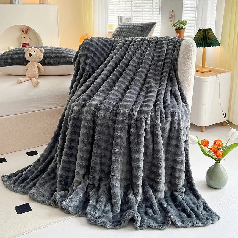 Cozyna Fleece Plaid met Bolletjesstructuur - Zachte Koraalfleece Deken voor Bank en Bed - Warme Knuffeldeken in 4 Maten en 4 Kleuren
