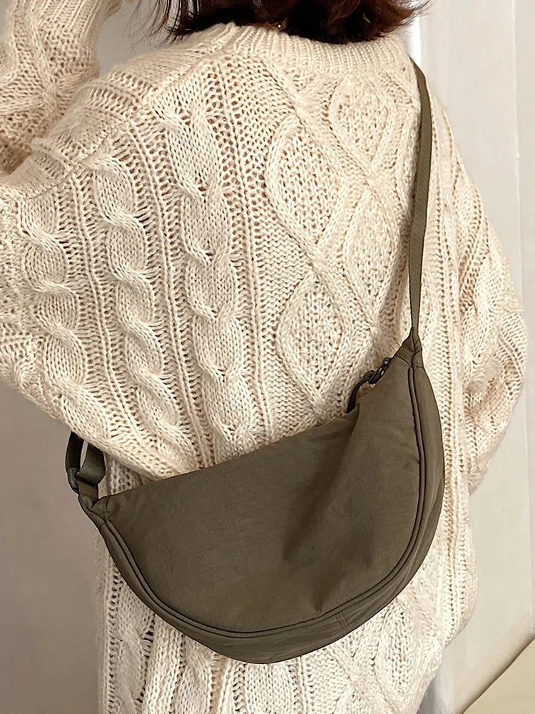 Koozy | Modieuze Dumpling Bag voor Elke Outfit