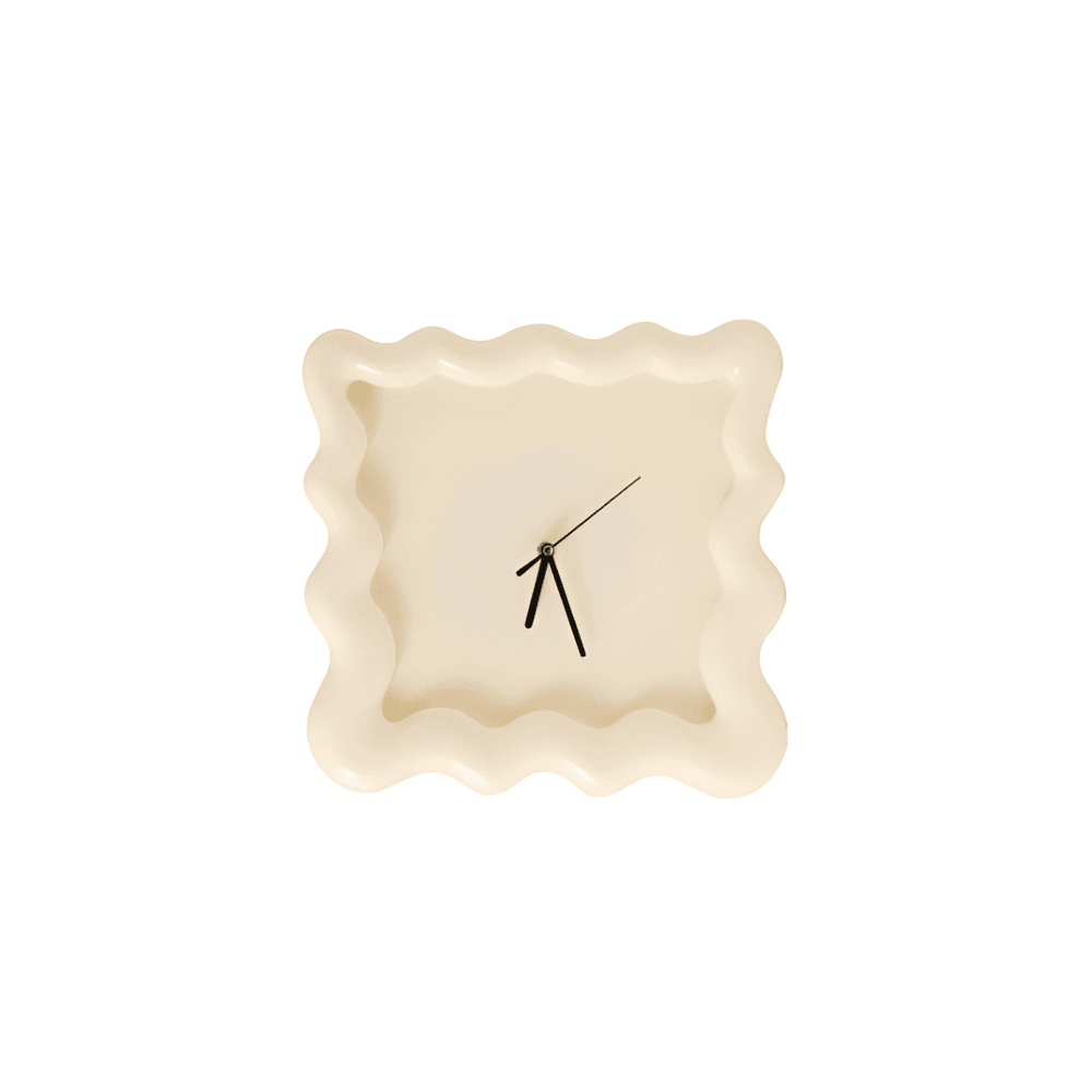 SweetHour | Biscuitvormige wandklok – Crème, uniek ontwerp, moderne decoratieve klok