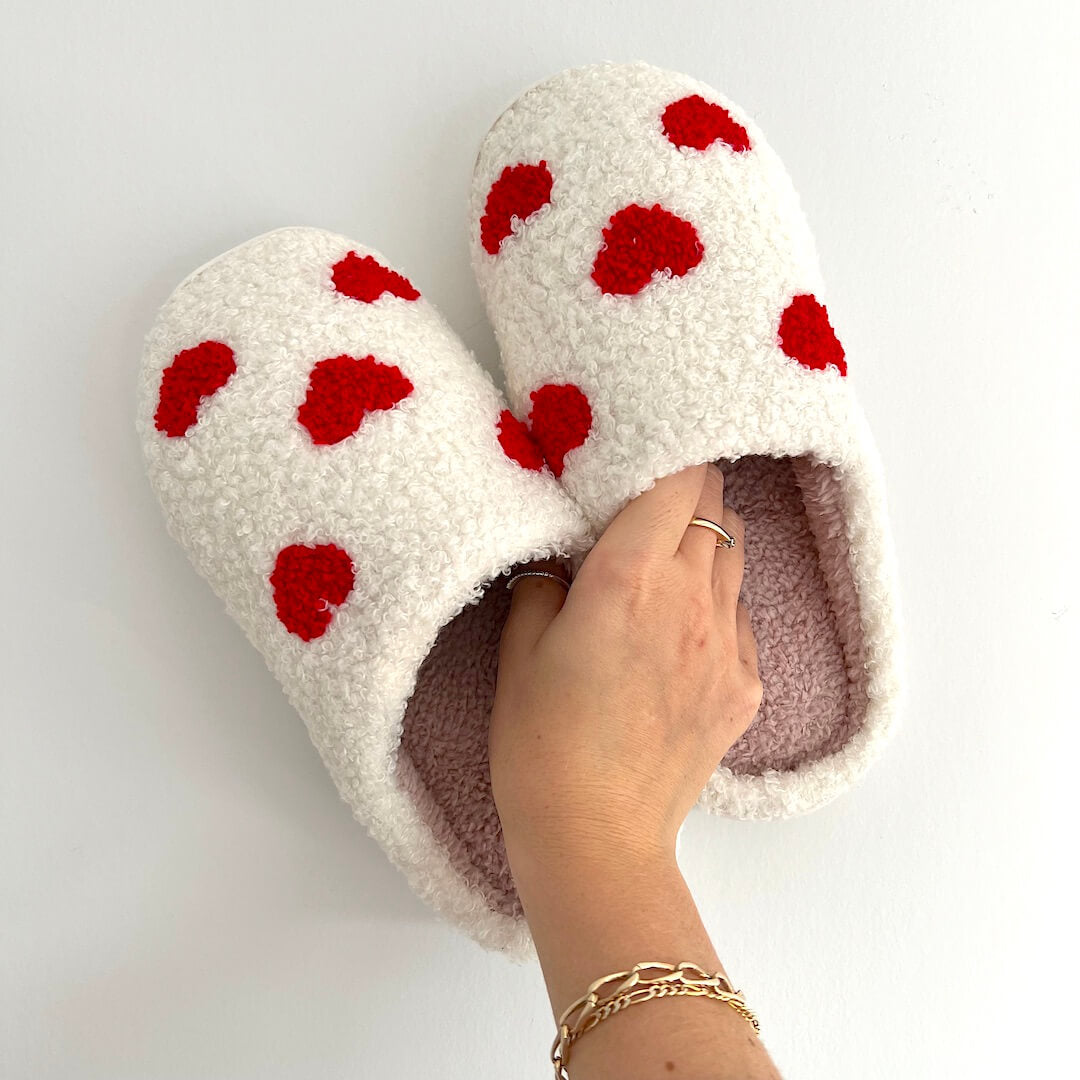 Liefdevolle Hartjes Pantoffels | Wit - Schattig en Comfortabel - Perfect Cadeau voor de Winter