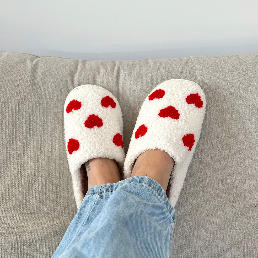 Liefdevolle Hartjes Pantoffels | Wit - Schattig en Comfortabel - Perfect Cadeau voor de Winter