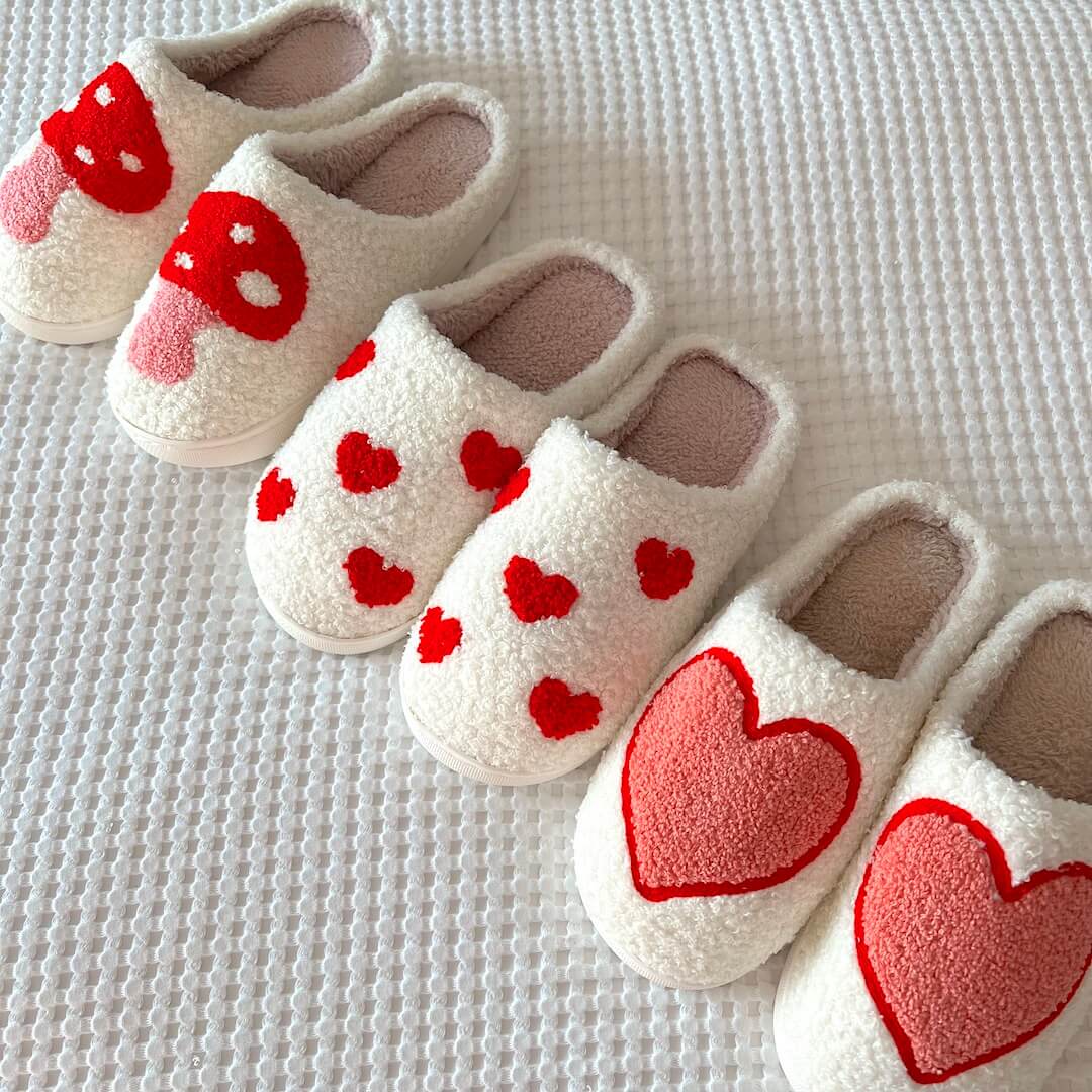 Liefdevolle Hartjes Pantoffels | Wit - Schattig en Comfortabel - Perfect Cadeau voor de Winter