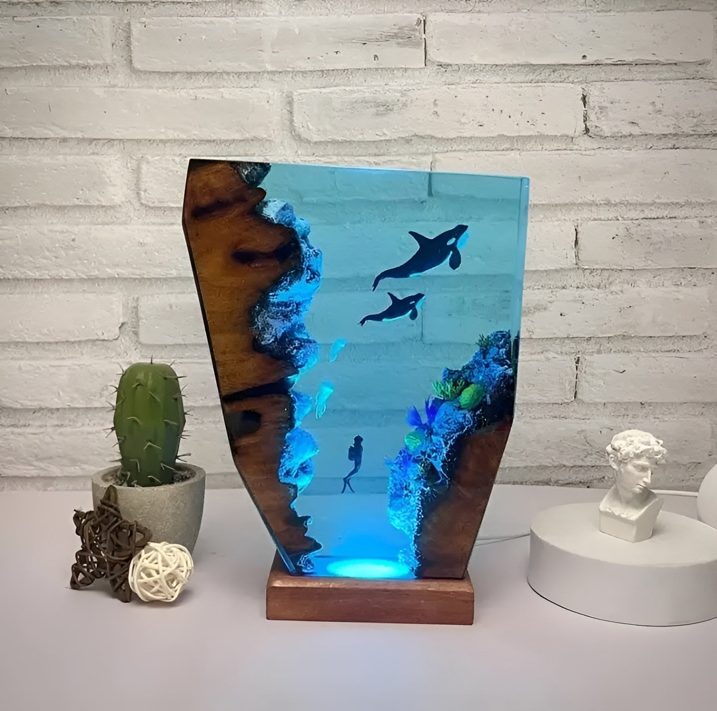 AquaGlow Tafellamp – Handgemaakt Epoxyhars Design – USB Oplaadbaar – LED Sfeerverlichting – Voor Woonkamer of Nachtkastje