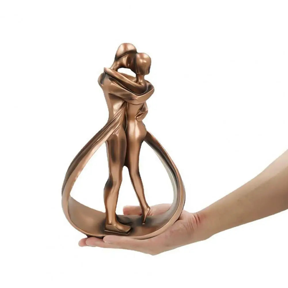 Serenio Sculptuur Omhelzend Paar - Bronskleurig Beeld van Kunsthars als Woondecoratie en Cadeau voor Liefde en Verbondenheid