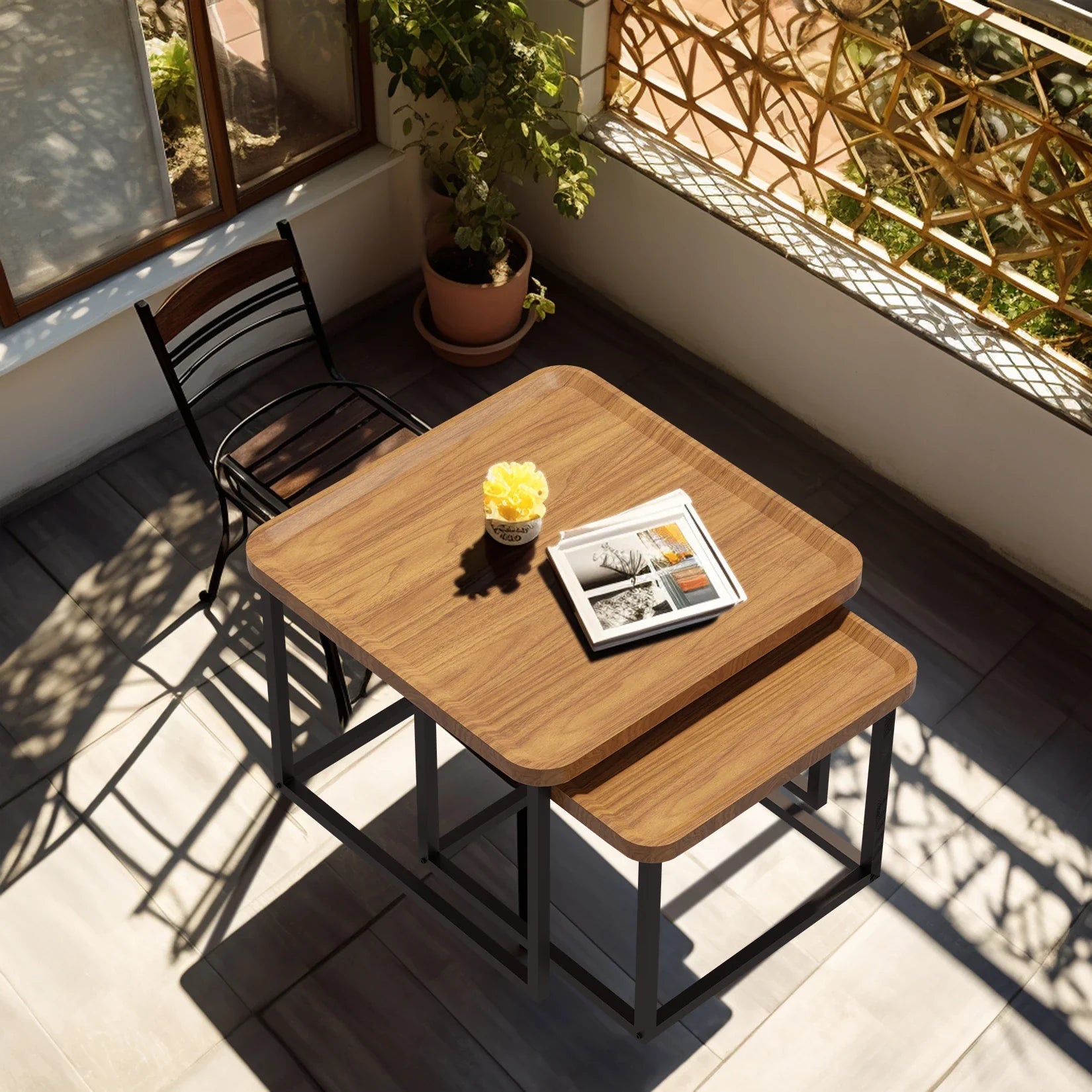 Set van 2 Vierkante Salontafels – Walnoot hout & Zwart, Modern Industrieel Design met Metalen Frame