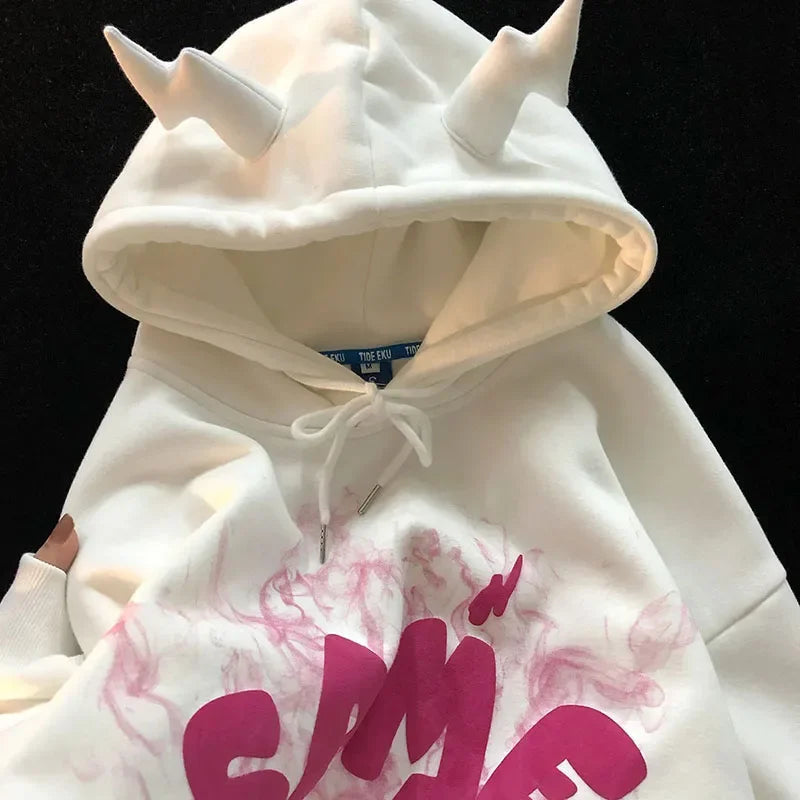 Bold Statement Hoodie | Losse Pasvorm | Grote Teksten - Luid en Trots, Straatwijs