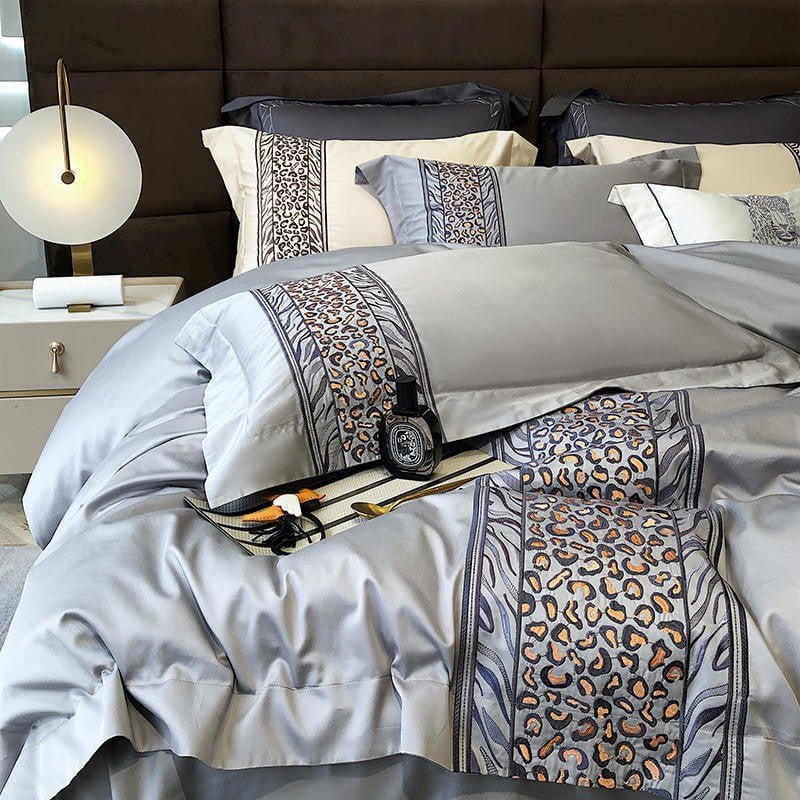 Leopard Grey Dekbedovertrekset - Egyptisch Katoen | Luxe Egyptisch katoen - Grijs met leopard design - Stijlvol en ademend voor dagelijks gebruik