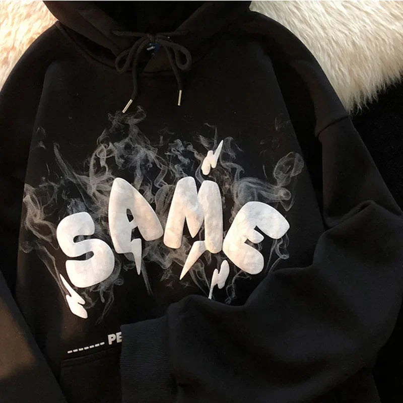 Bold Statement Hoodie | Losse Pasvorm | Grote Teksten - Luid en Trots, Straatwijs