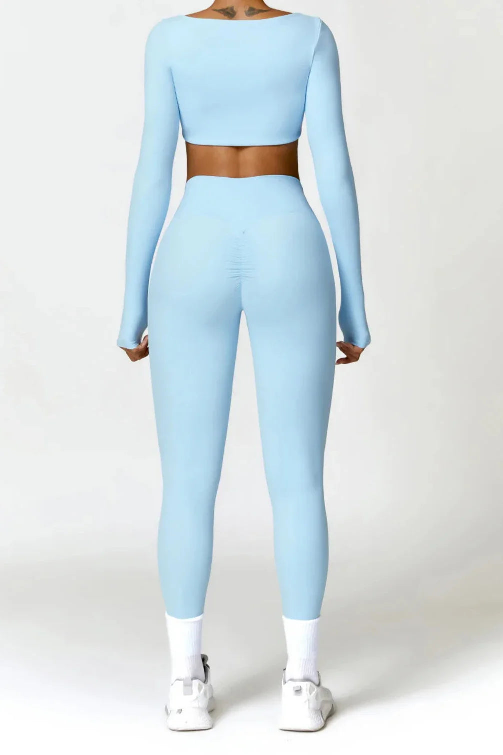 LEONI | Naadloze legging en lange mouw crop top set