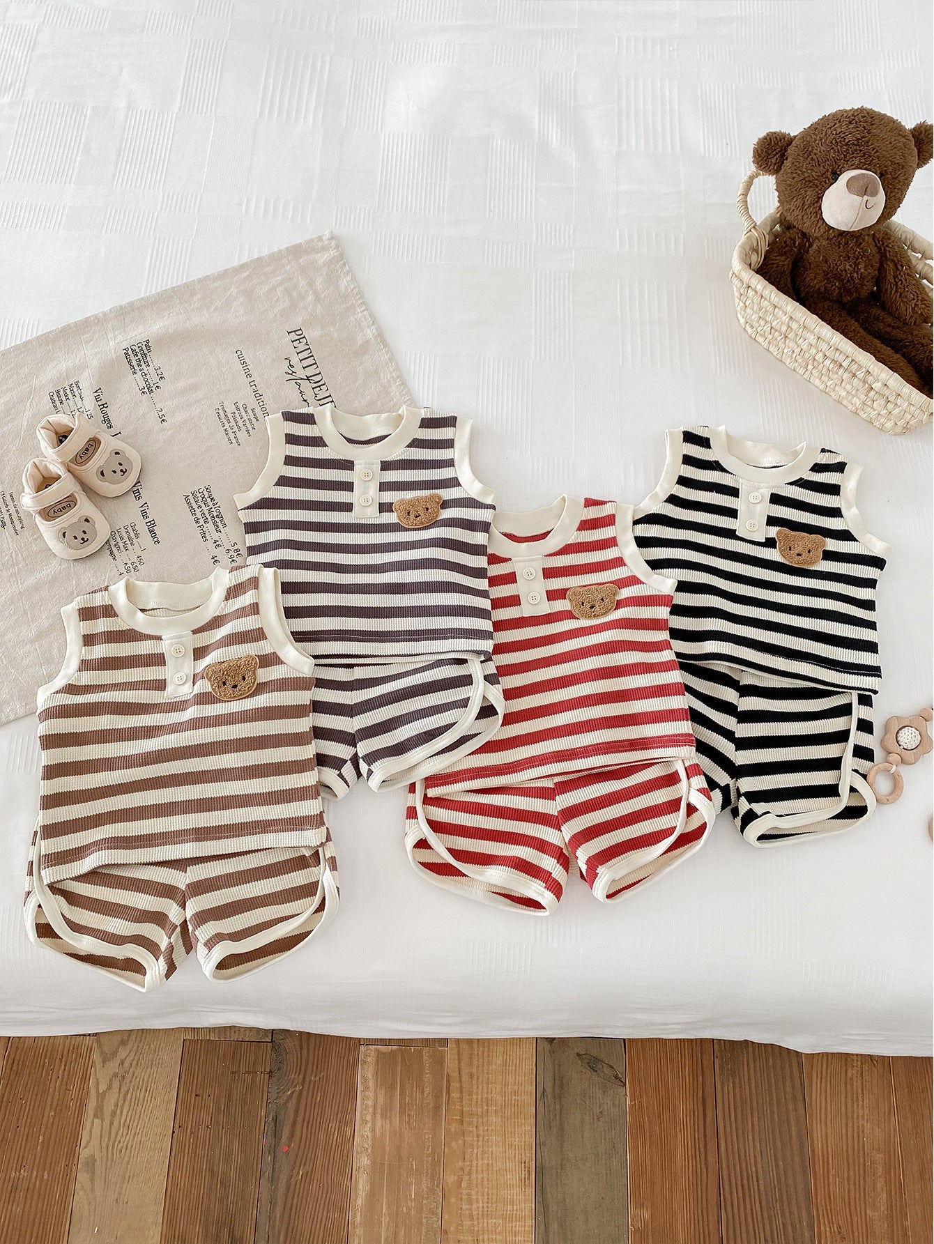 Gestreepte Zomerset Hemd en Short met Beer - Baby Peuter, Bruin/Zwart/Rood/Grijs, Maat 0-3 Jaar