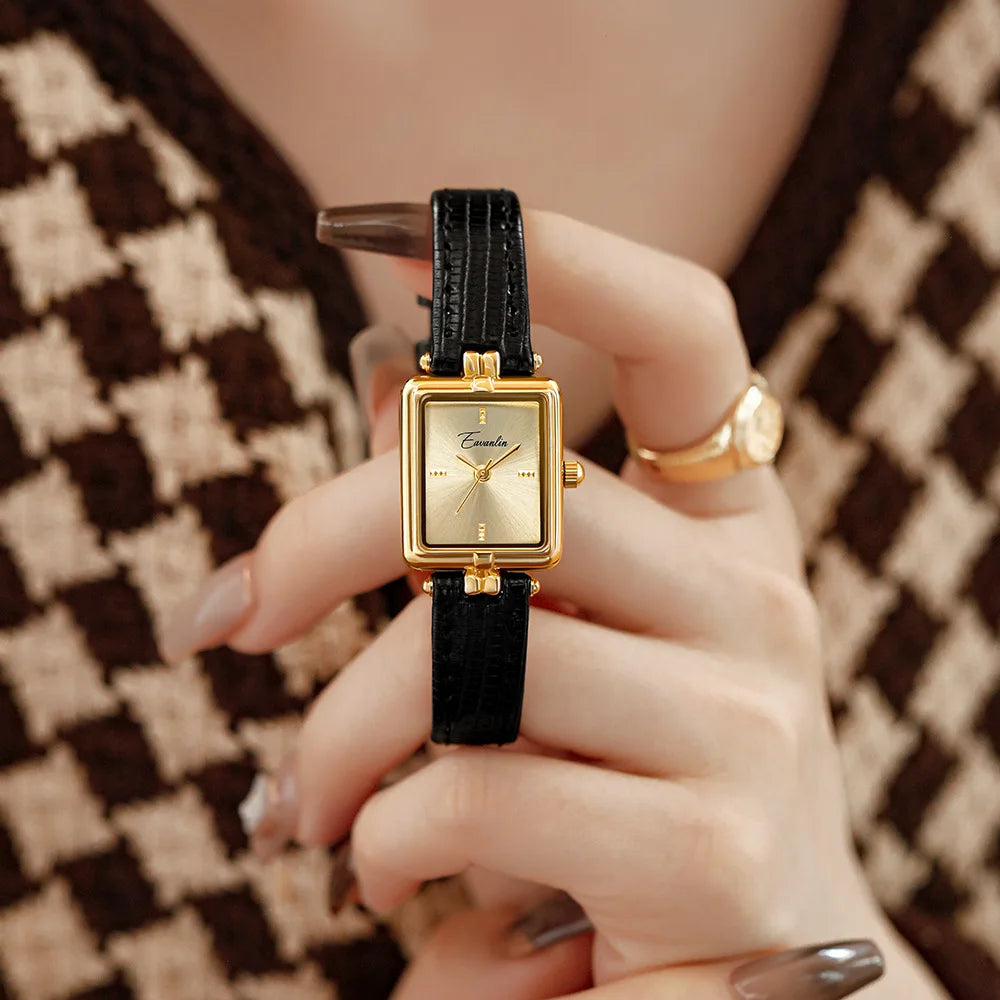 Sienna - Elegante quartz horloge met gouden wijzerplaat