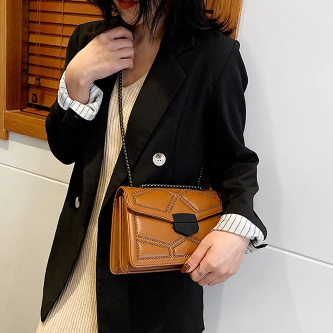 Victoria Crossbody Bag | Vintage &amp; Luxurious
