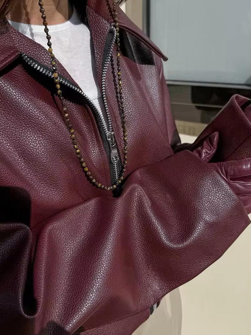 Vellora Kort Damesjack van Imitatieleer - Bordeauxrood Jasje met Rits, Kraag en Losse Pasvorm - Stoere Leren Look Jas voor Dames