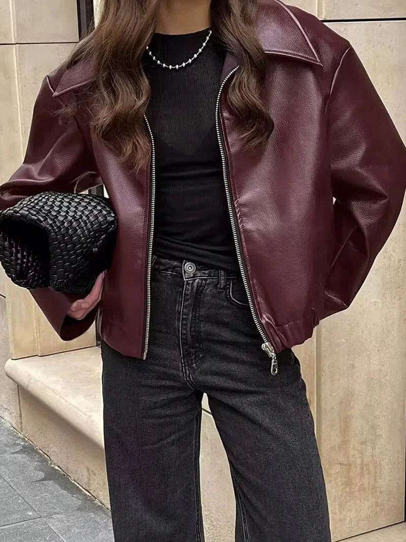 Vellora Kort Damesjack van Imitatieleer - Bordeauxrood Jasje met Rits, Kraag en Losse Pasvorm - Stoere Leren Look Jas voor Dames
