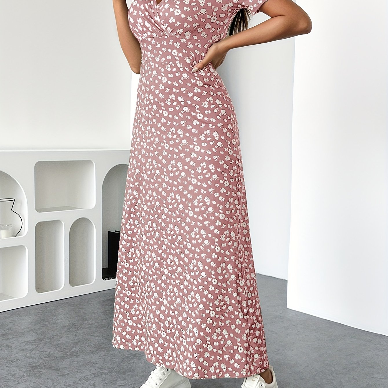 Visconte | Dames Jurk | Polyester, bloemenprint, V-hals, losse pasvorm, elegante zomer jurk