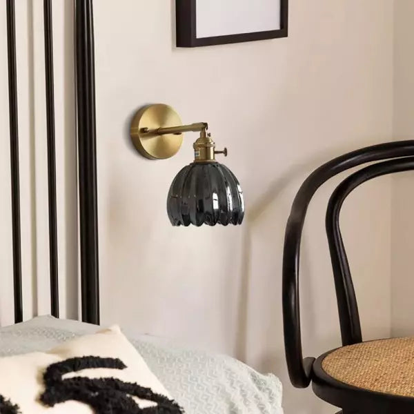Vintage wandverlichting | Tulpvormig glas | Bloemknop ontwerp | Retro stijl | Tijdloze elegantie | Zacht warm licht | Metaal en glas | E26/E27 fitting | Nicht dimbaar | Geschikt voor elke kamer