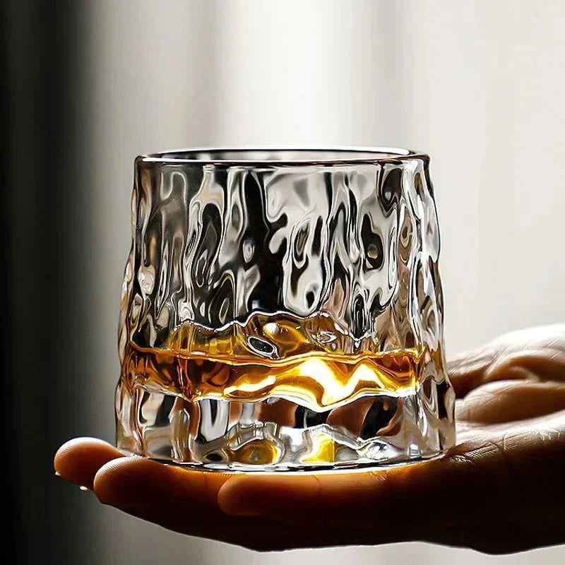 WaveLux Kristallen Whiskyglas – Luxe Gegolfd Design voor de Ultieme Whiskybeleving