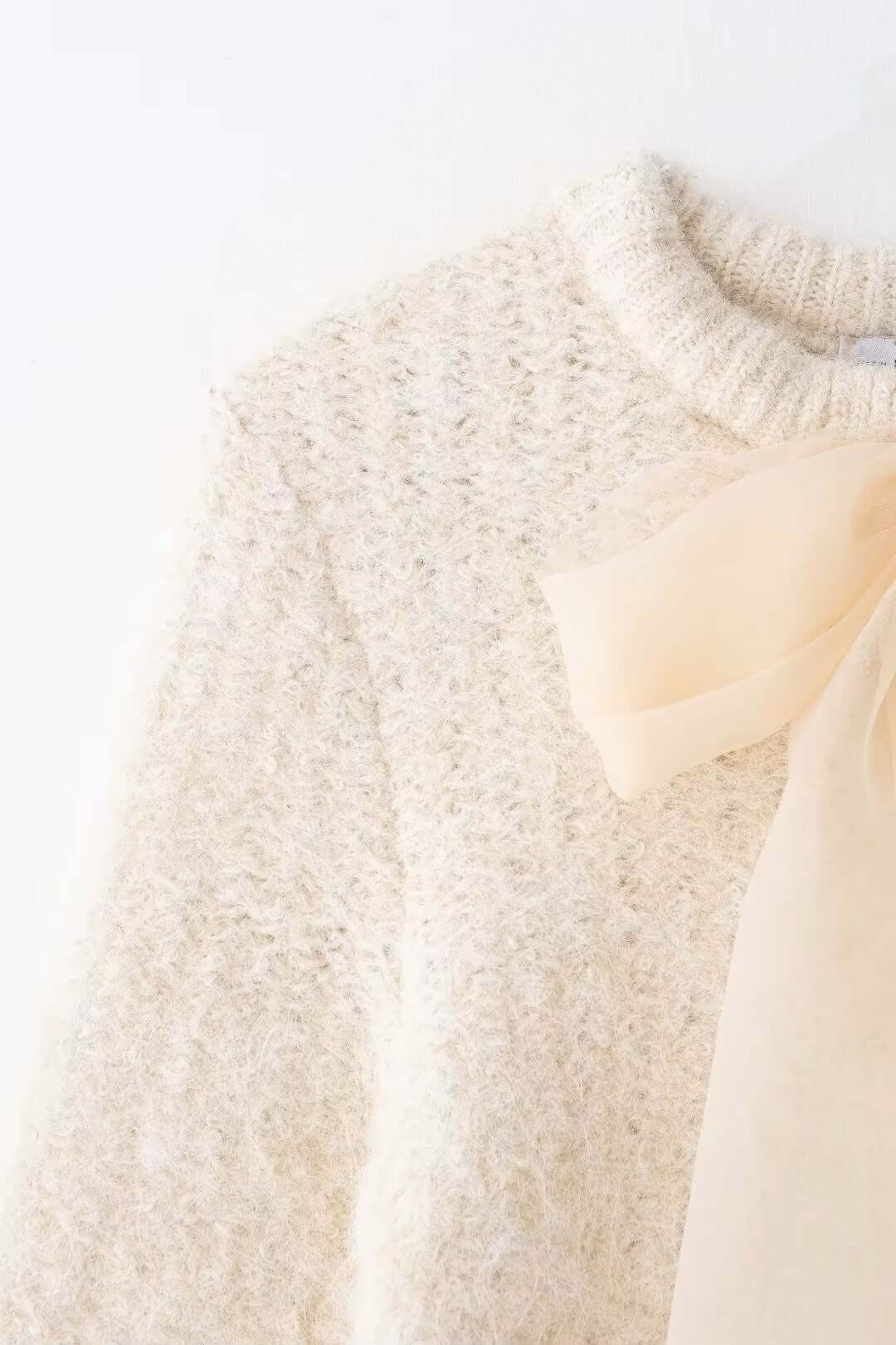 Beige Jacket met Strik!